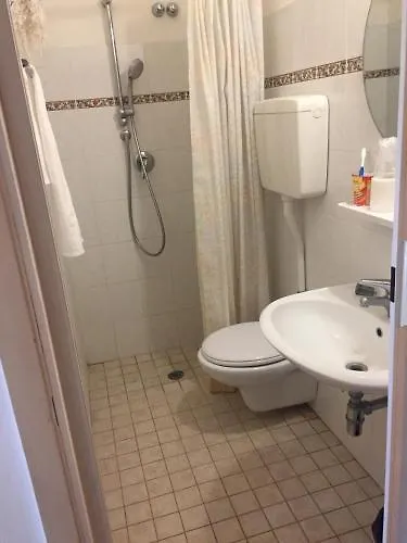 Amica 2* ريميني